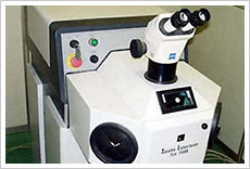 レーザー溶接機